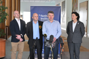 Independent senator David Pocock, Australia Institute Executive Director Richard Denniss, Australia Institute Climate and Energy Advisor Mark Ogge and Independent Member for Kooyong Monique Ryan at a press conference at Parliament House in Canberra, Thursday, May 30, 2024. (AAP Image/Mick Tsikas) NO ARCHIVING